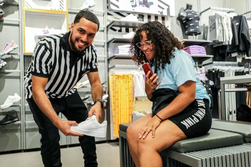 Foot Locker Franchise Training & Support: What New Owners Get
